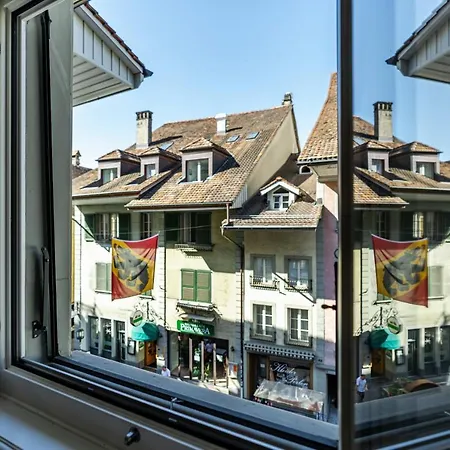 Historische Wohnung Im Herzen Der Thuner Altstadt Exterior photo